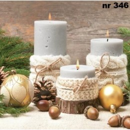 Xmas candles in knitting servet 33x33cm