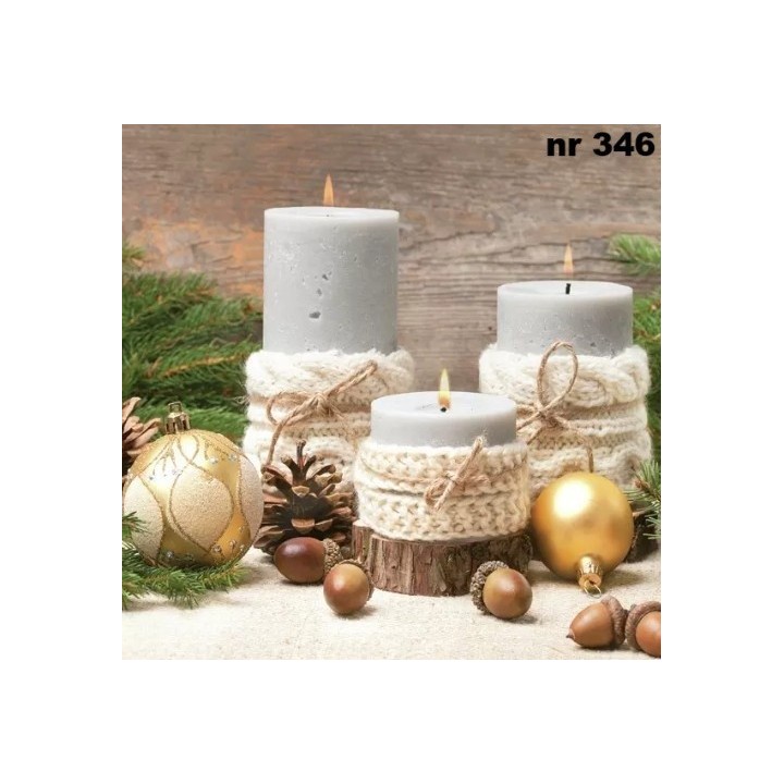 Xmas candles in knitting servet 33x33cm